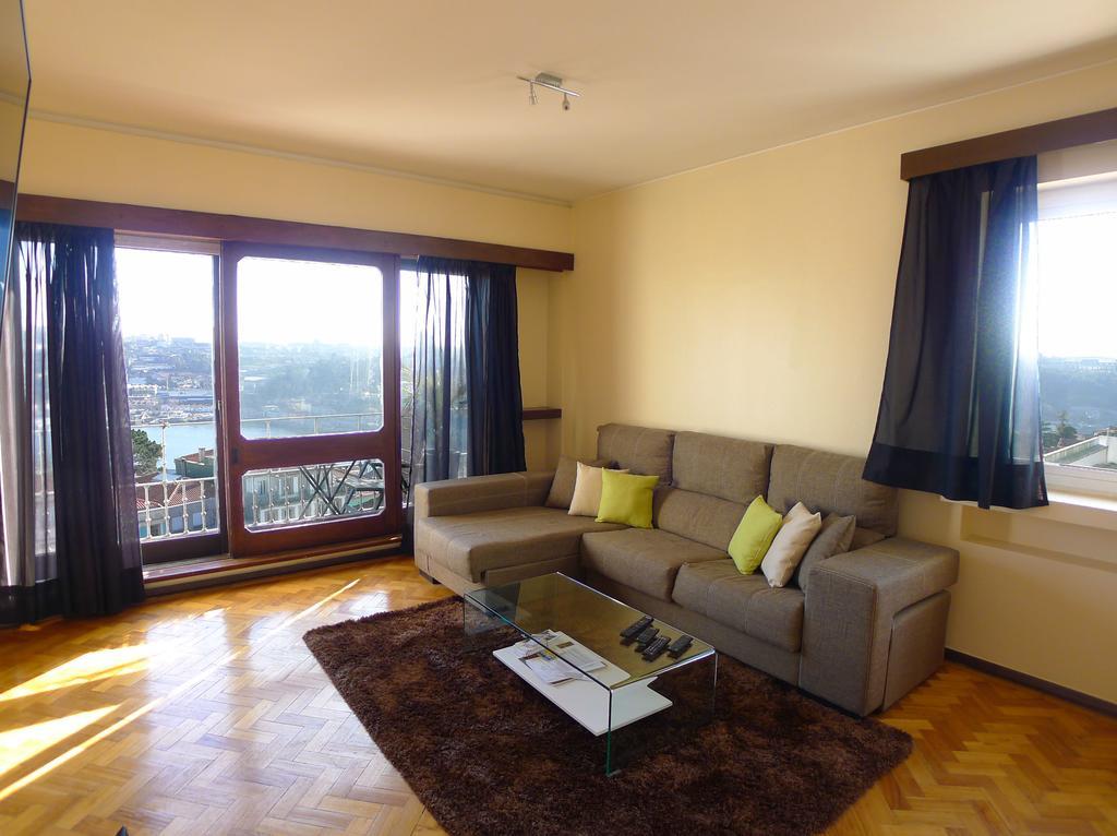 Lv Premier Apartments Clerigos- Re1 Порту Номер фото